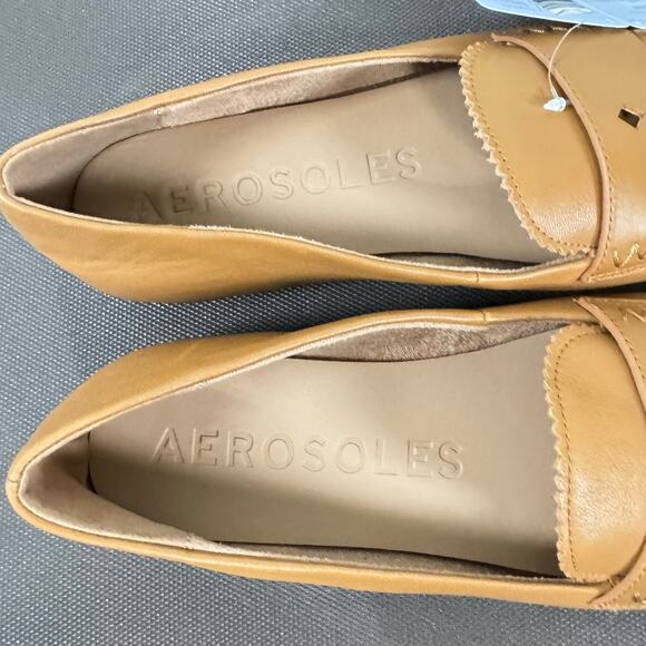 AEROSOLES Tan Loafers - Picture 6 of 7